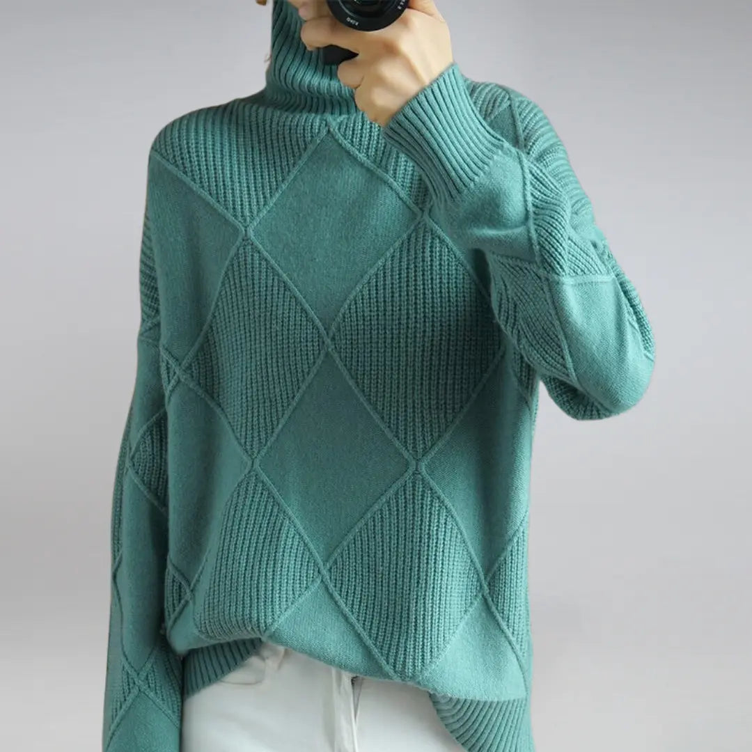 Isa | A nice turtleneck sweater for timeless layering SeekCTRL